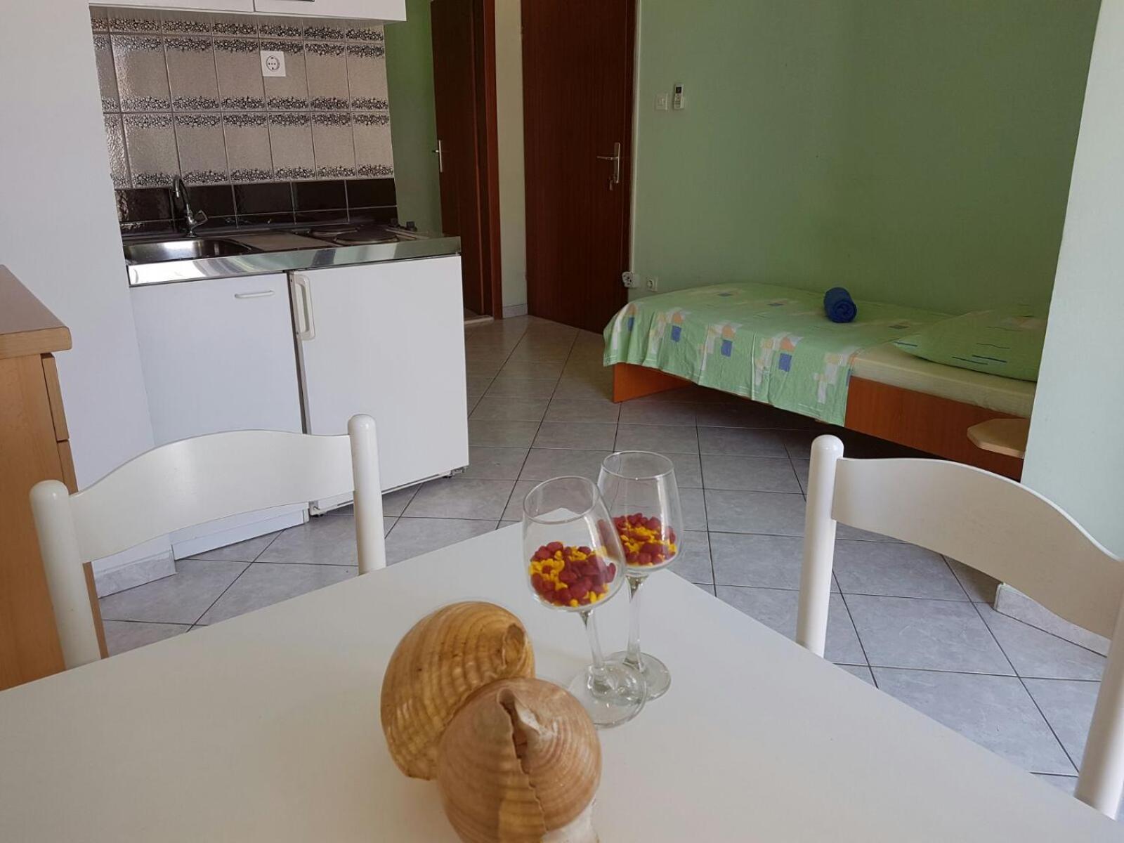 Apartments Marta Trogir Ruang foto
