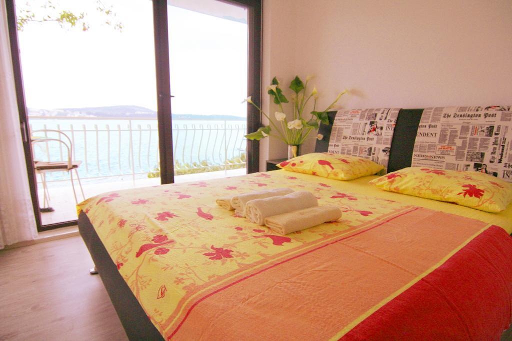 Apartments Marta Trogir Ruang foto