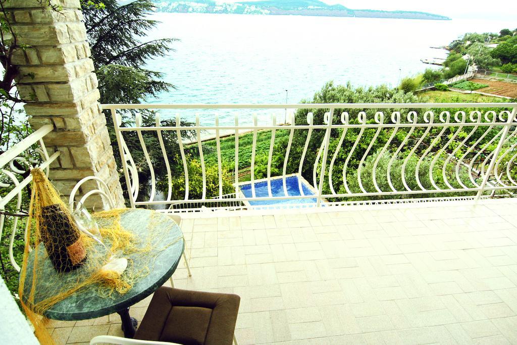 Apartments Marta Trogir Ruang foto